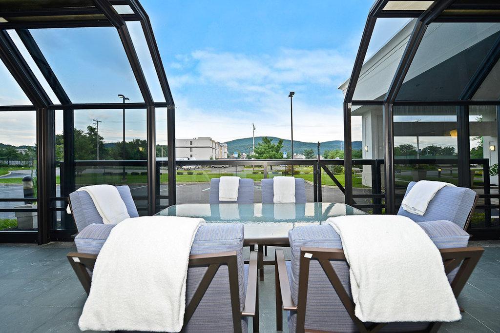 Holiday Inn Express Fishkill-Mid Hudson Valley By Ihg Eksteriør bilde